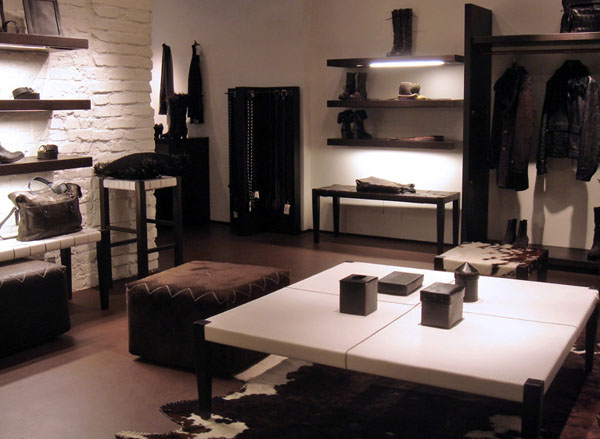 arredamento boutique mobili in legno